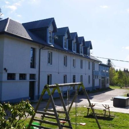 Gites Les Grandes Gouttes Le Syndicat Exterior foto